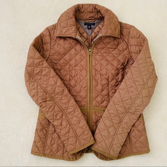 👚 3/$40 - Tommy Hilfiger Quilted Jacket - Picture 3 of 8
